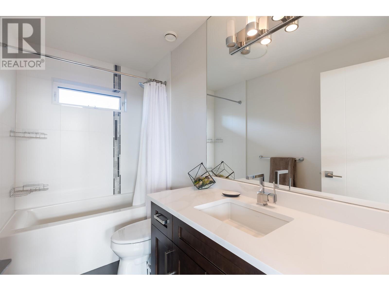 882 Whitchurch, North Vancouver, British Columbia  V7L 2A4 - Photo 23 - R2828589