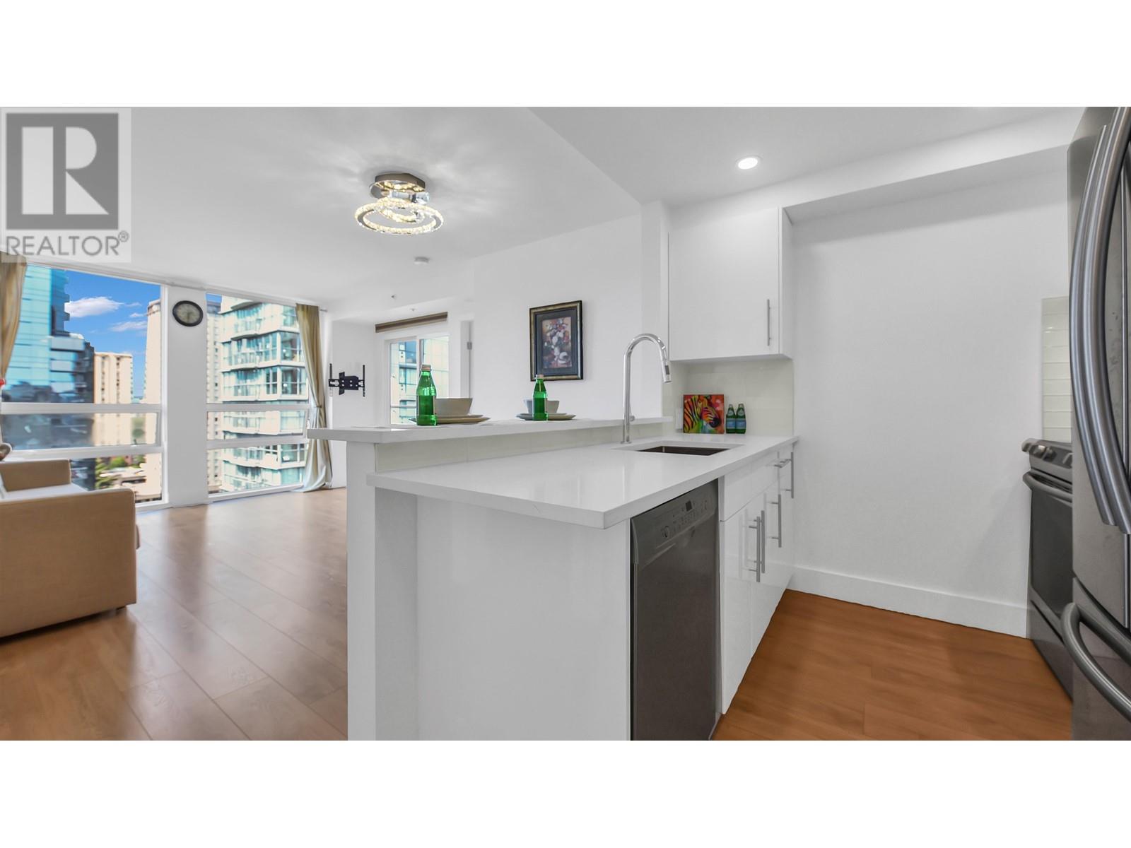 1704 811 Helmcken Street, Vancouver, British Columbia  V6Z 1B1 - Photo 3 - R2810055