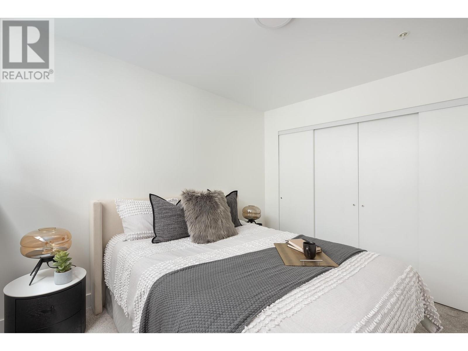 102 2688 Duke Street, Vancouver, British Columbia  V5R 4S9 - Photo 10 - R2827471