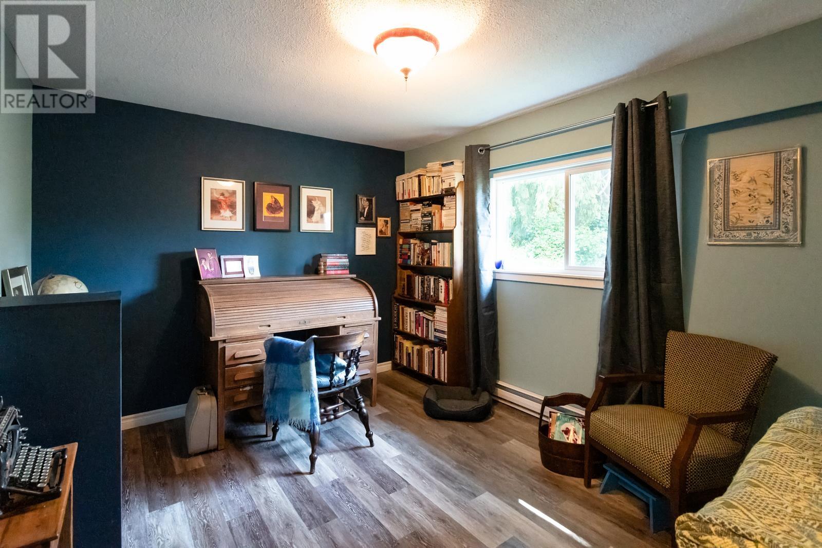 4642 Cochrane Road, Madeira Park, British Columbia  V0N 2H1 - Photo 13 - R2821401