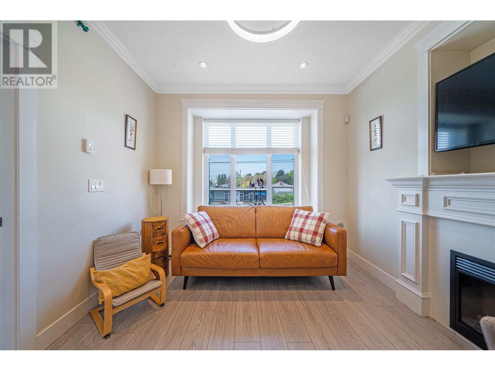 8026 Fraser Street, Vancouver, British Columbia  V5X 3X4 - Photo 5 - R2807338