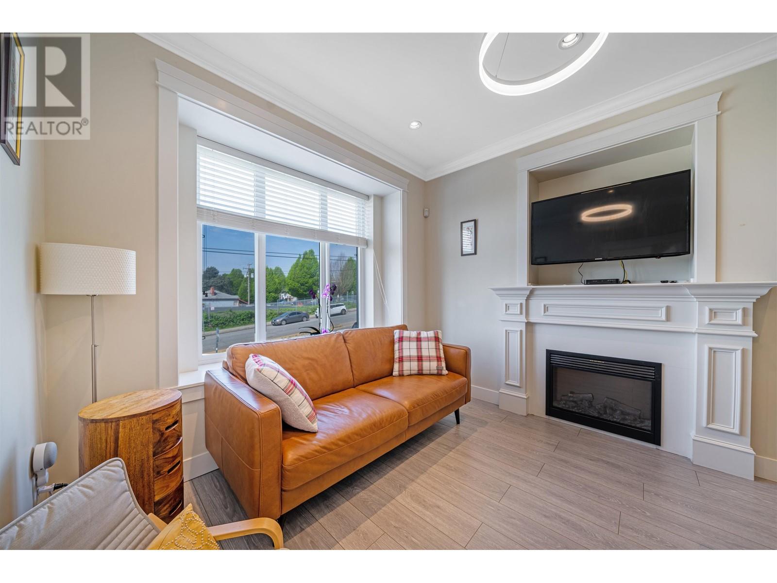 8026 Fraser Street, Vancouver, British Columbia  V5X 3X4 - Photo 4 - R2807338