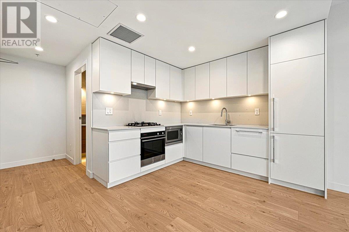 601 2181 MADISON AVENUE, burnaby, British Columbia