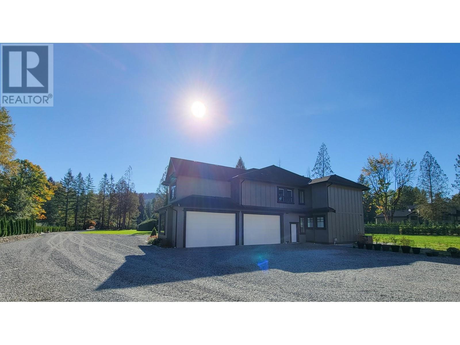 25975 116 Avenue, Maple Ridge, British Columbia  V4R 1Z6 - Photo 3 - R2826086