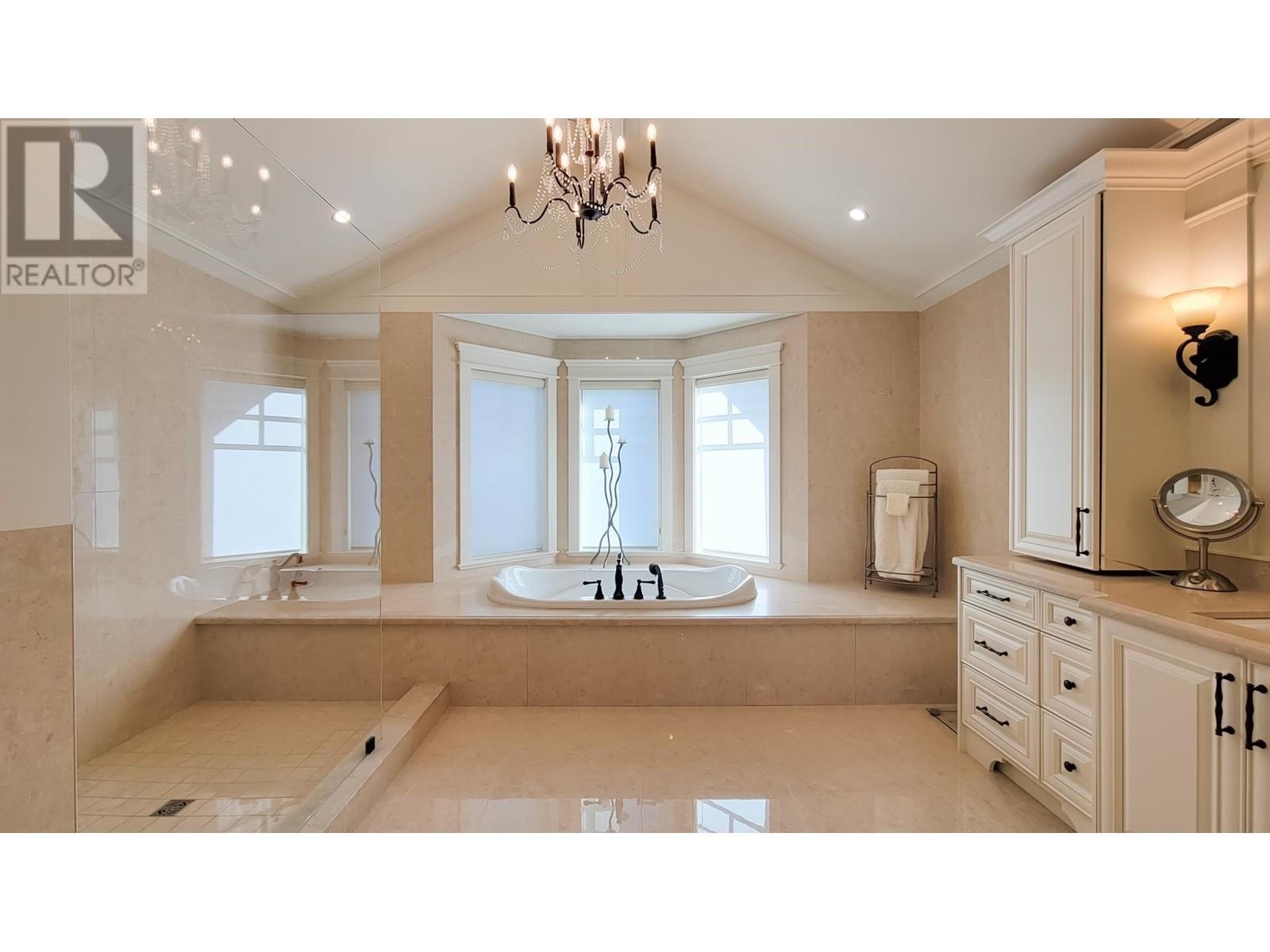 25975 116 Avenue, Maple Ridge, British Columbia  V4R 1Z6 - Photo 26 - R2826086