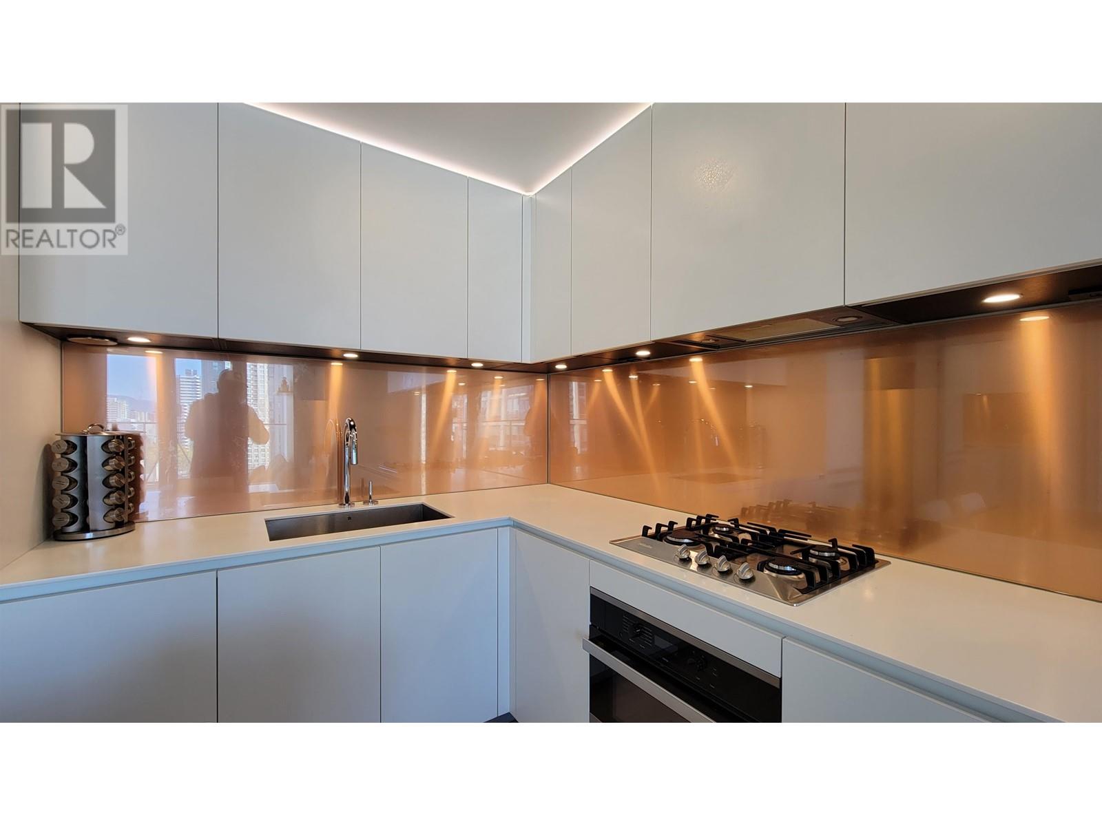 1606 1480 Howe Street, Vancouver, British Columbia  V6Z 0G5 - Photo 4 - R2823952