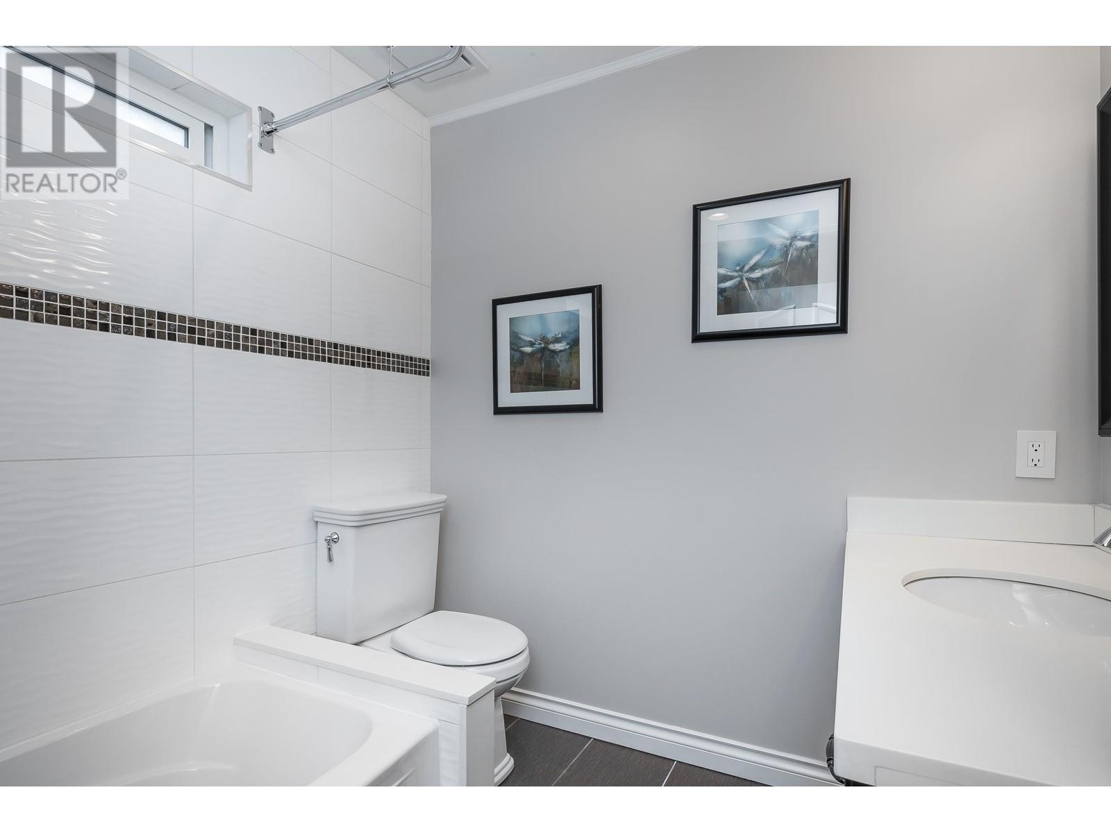 4857 Greentree Place, Burnaby, British Columbia  V5G 3V4 - Photo 21 - R2828451
