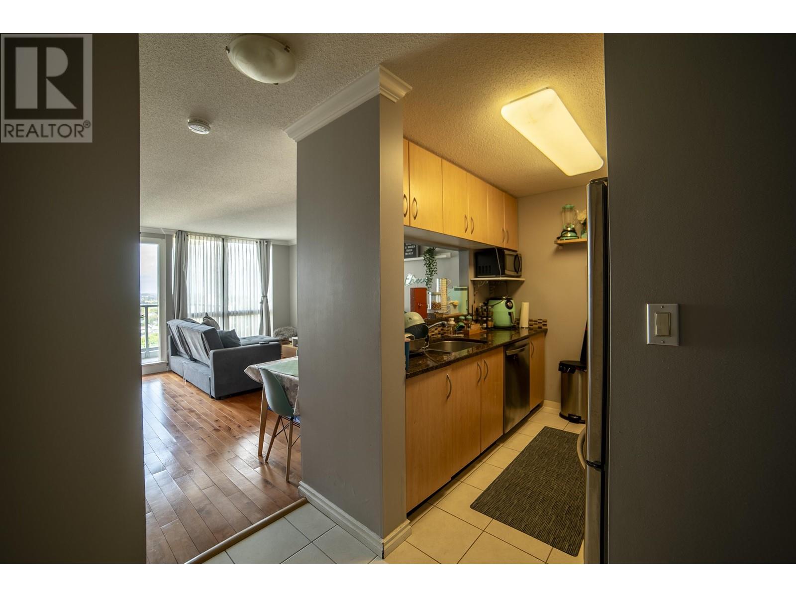 2108 3663 Crowley Drive, Vancouver, British Columbia  V5R 6H4 - Photo 13 - R2811876