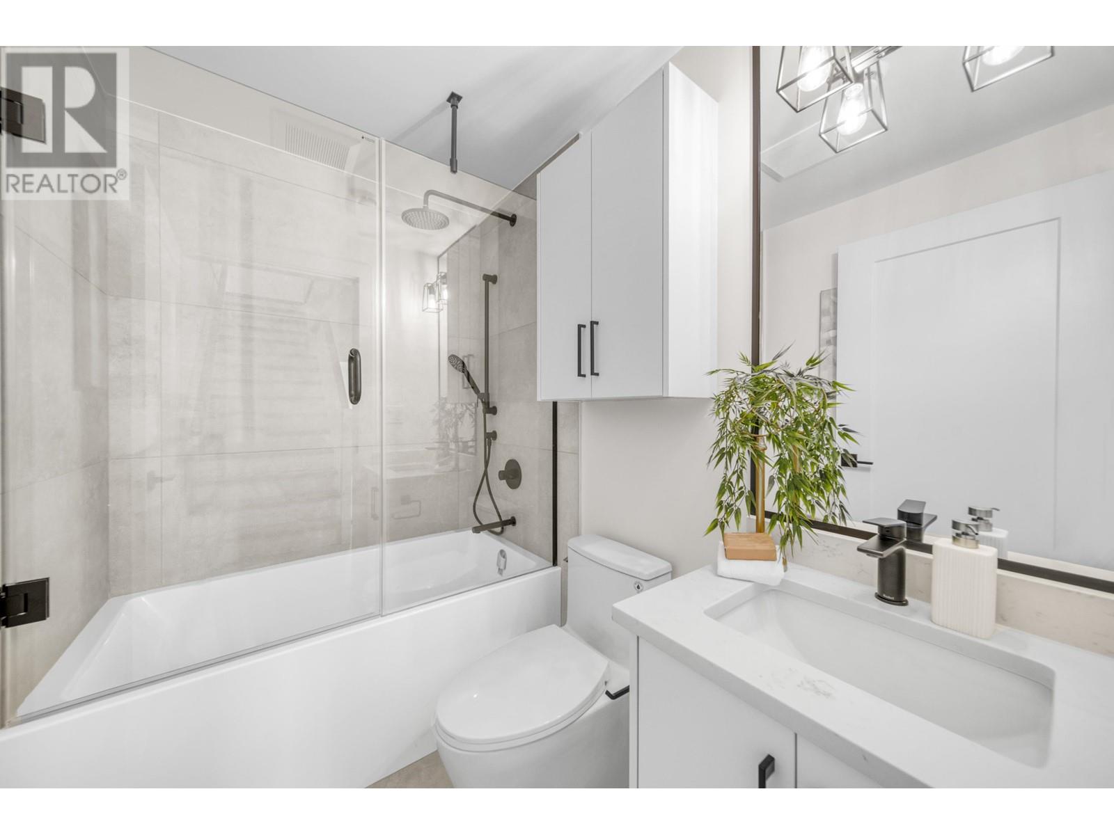 1 2537 E 20th Avenue, Vancouver, British Columbia  V5M 2T5 - Photo 15 - R2827420