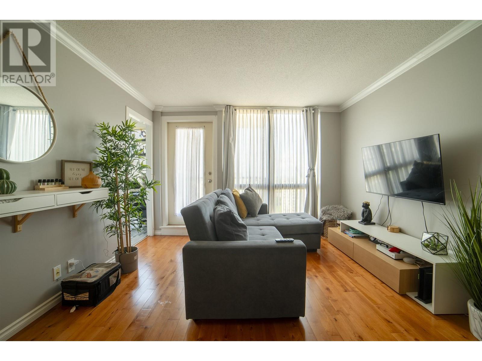 2108 3663 Crowley Drive, Vancouver, British Columbia  V5R 6H4 - Photo 3 - R2811876