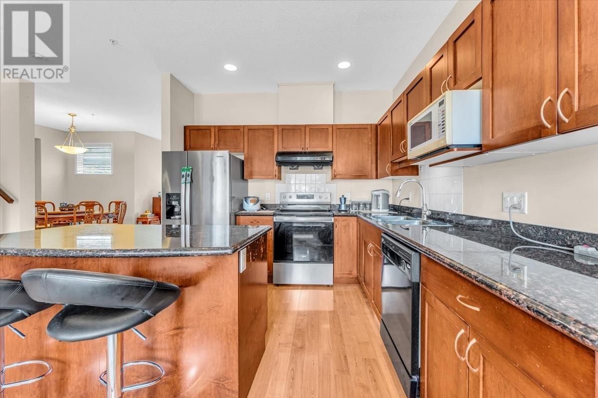 3127 Skeena Street, Port Coquitlam, British Columbia  V3B 8G5 - Photo 2 - R2827791