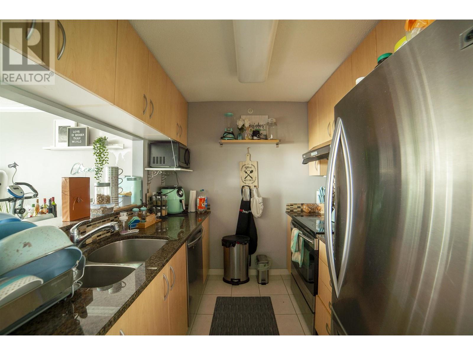 2108 3663 Crowley Drive, Vancouver, British Columbia  V5R 6H4 - Photo 12 - R2811876