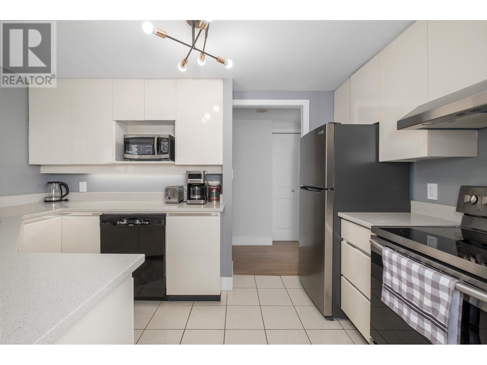 401 789 Jervis Street, Vancouver, British Columbia  V6E 2B1 - Photo 10 - R2826533