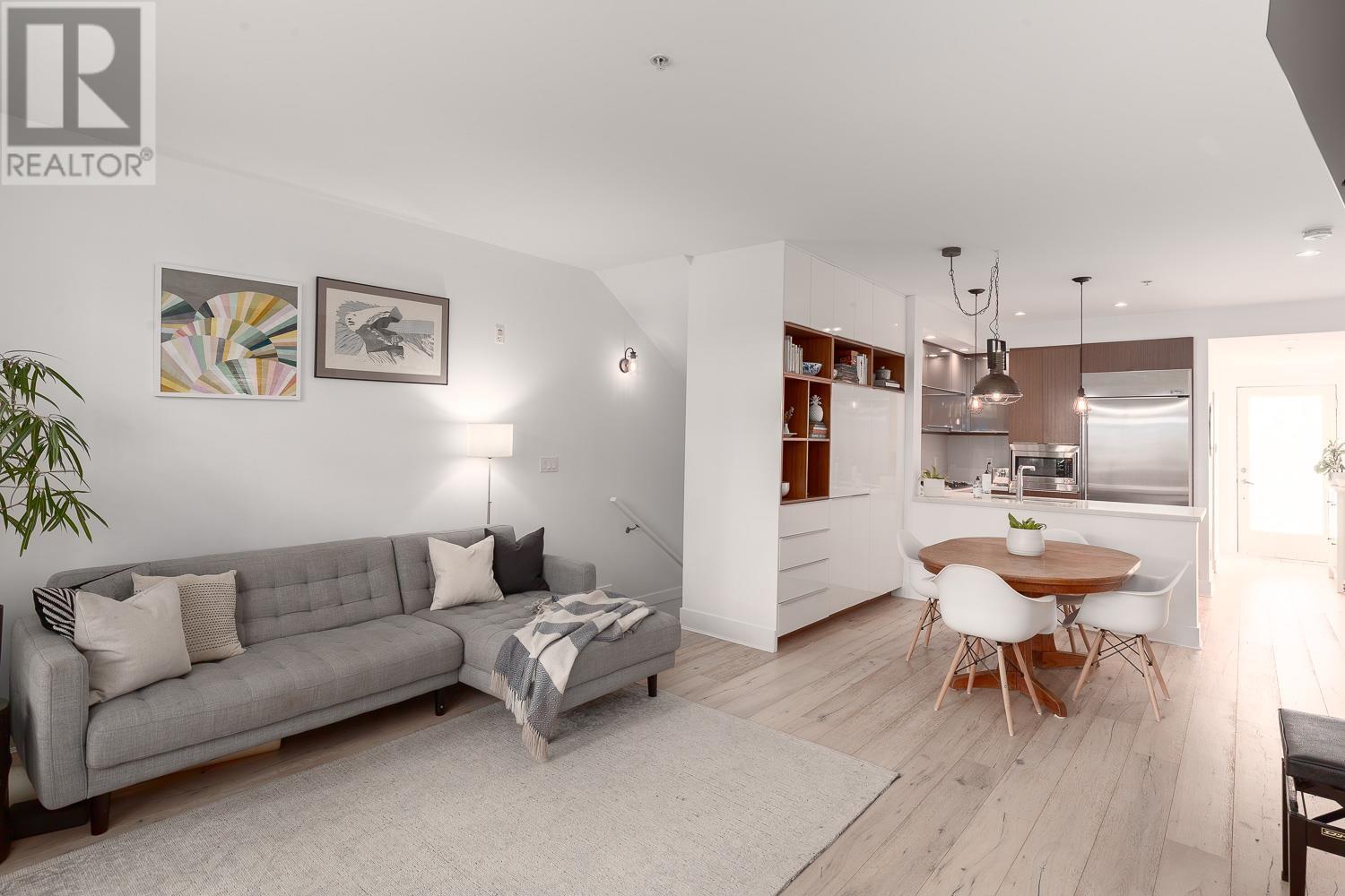 2969 Wall Street, Vancouver, British Columbia  V5K 0A6 - Photo 2 - R2828611