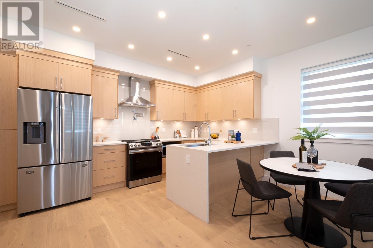 3055 E 8th Avenue, Vancouver, British Columbia  V5M 1X4 - Photo 12 - R2828634