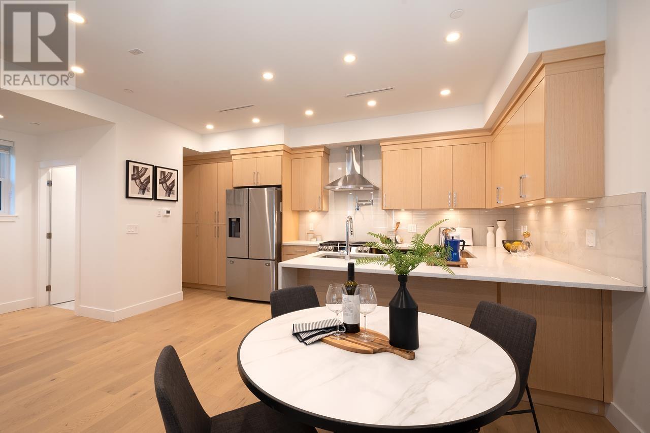 3055 E 8th Avenue, Vancouver, British Columbia  V5M 1X4 - Photo 13 - R2828634