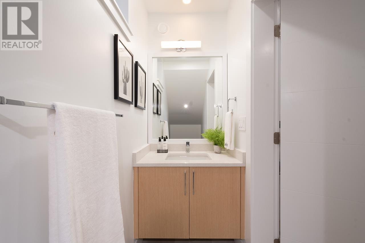 3055 E 8th Avenue, Vancouver, British Columbia  V5M 1X4 - Photo 33 - R2828634
