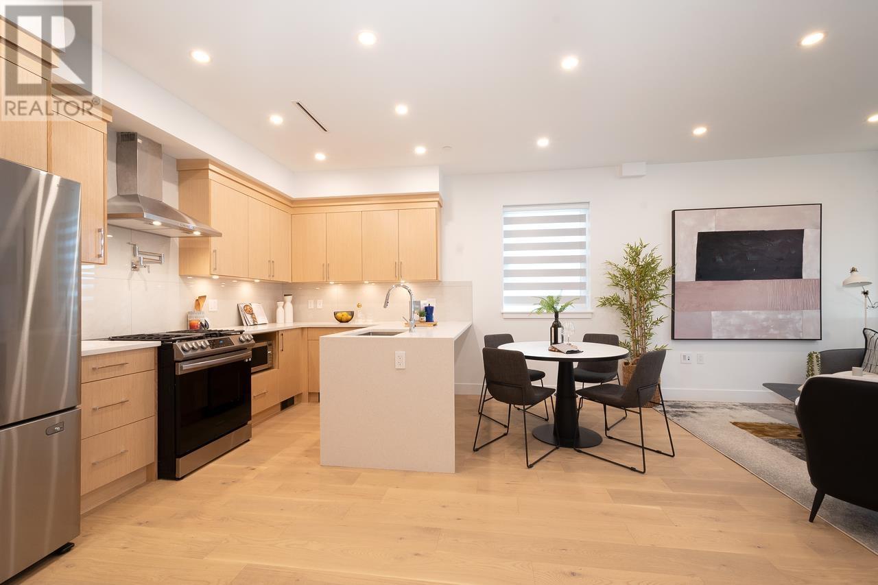 3055 E 8th Avenue, Vancouver, British Columbia  V5M 1X4 - Photo 8 - R2828634