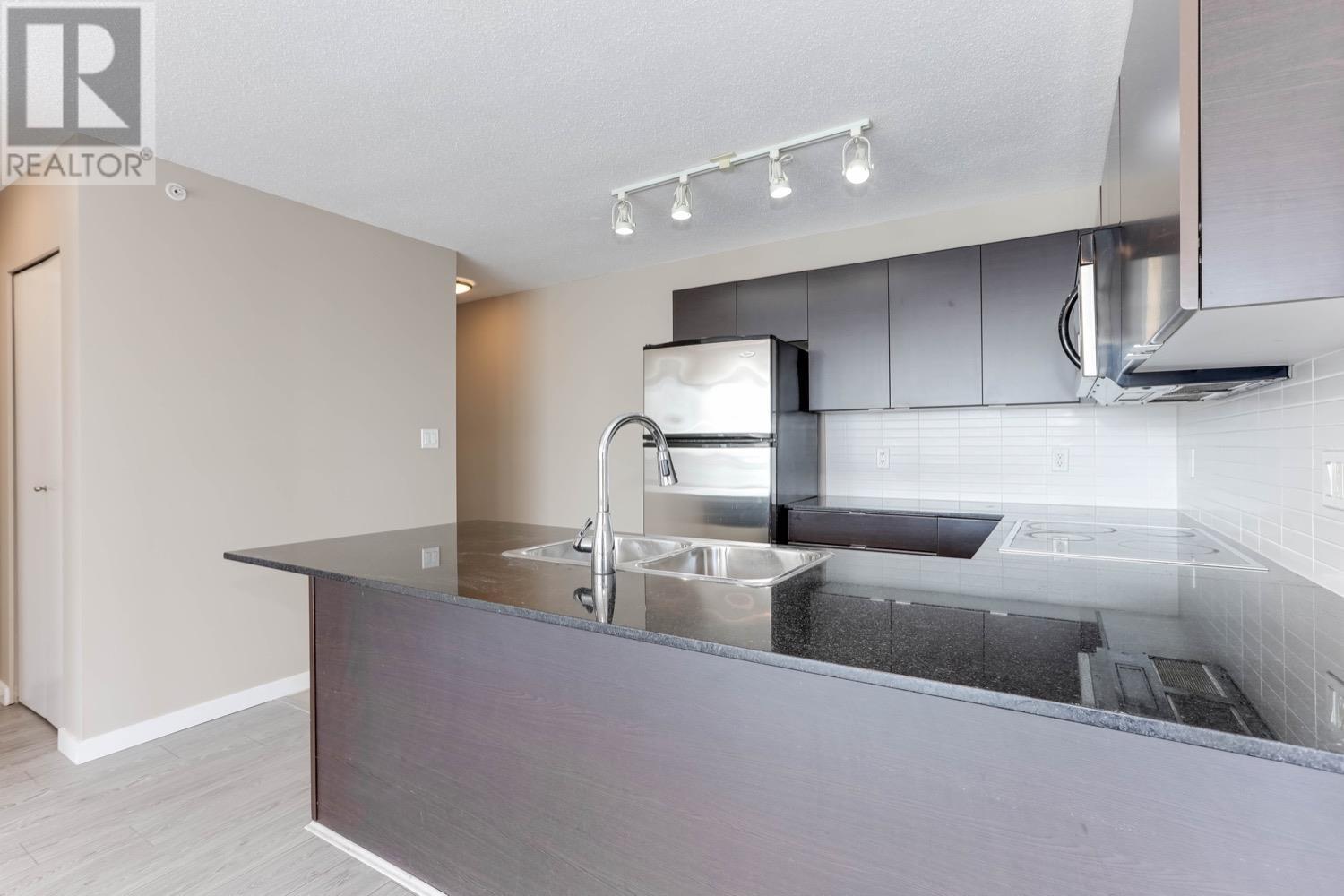 1604 4118 Dawson Street, Burnaby, British Columbia  V5C 0A3 - Photo 4 - R2828638