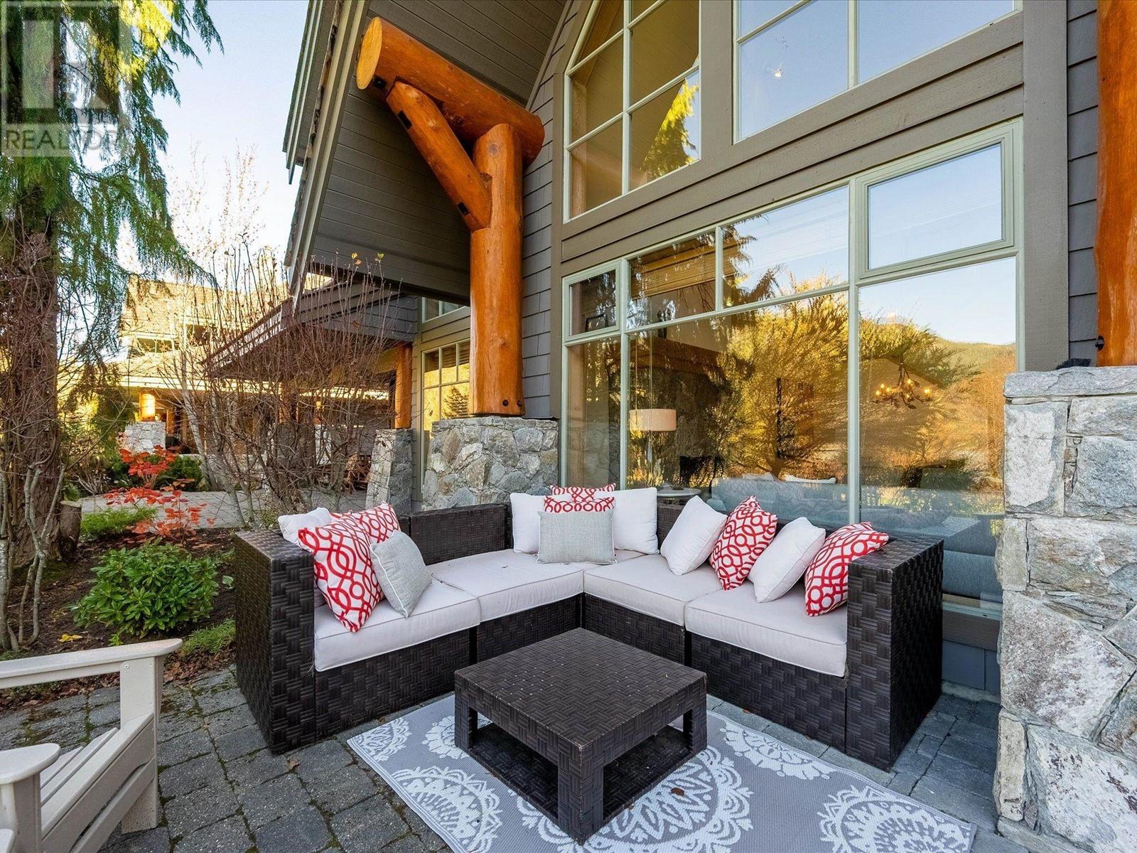 8315 Glen Abbey Lane, Whistler, British Columbia  V8E 1J7 - Photo 22 - R2828642