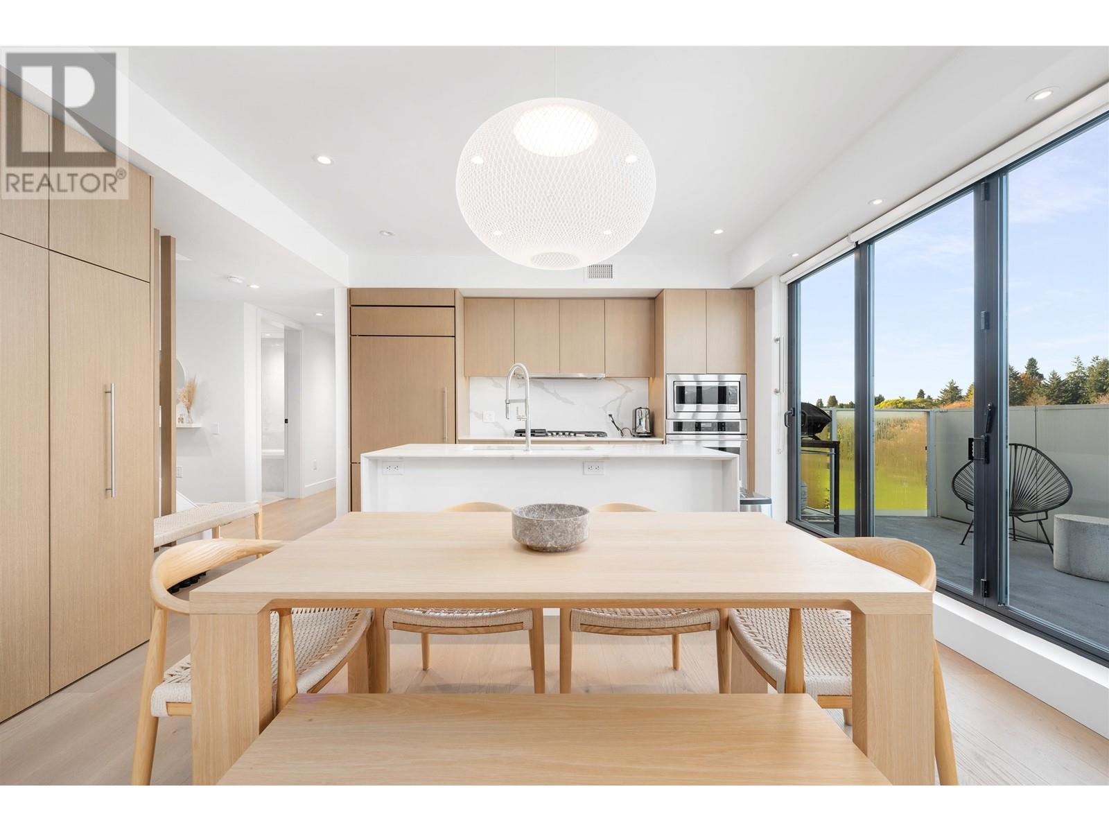 602 5089 Quebec Street, Vancouver, British Columbia  V5W 0E5 - Photo 2 - R2828646