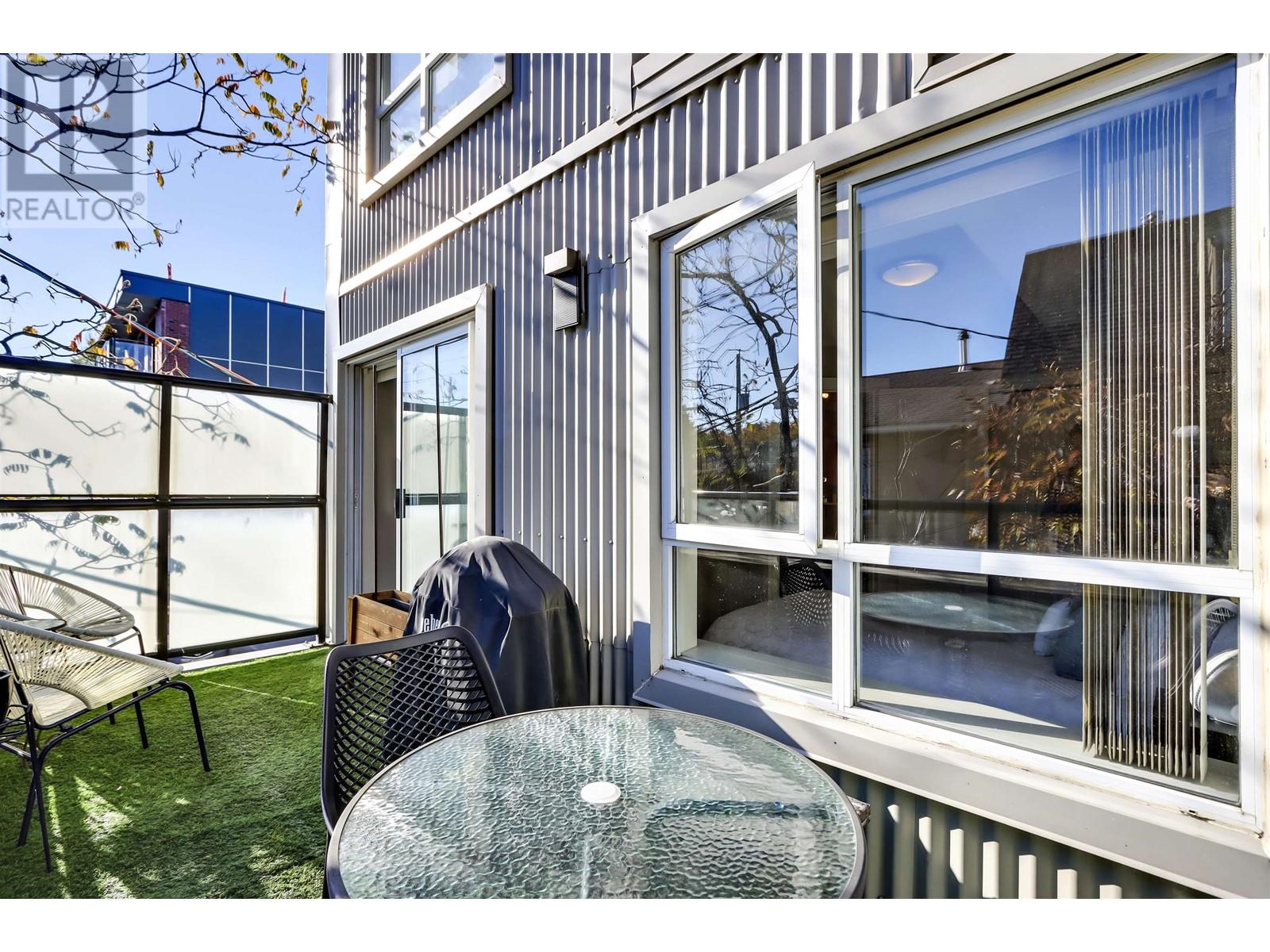 305 1718 Venables Street, Vancouver, British Columbia  V5L 2H4 - Photo 13 - R2828647