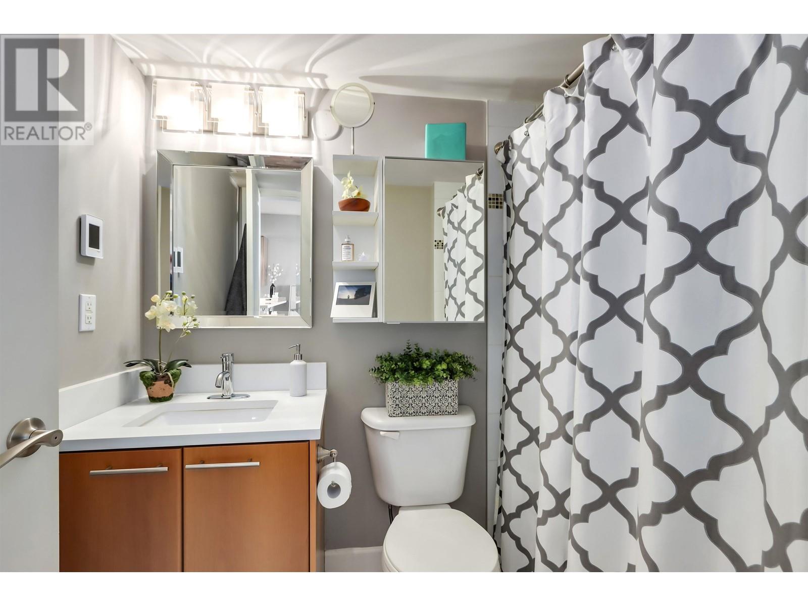 305 1718 Venables Street, Vancouver, British Columbia  V5L 2H4 - Photo 24 - R2828647