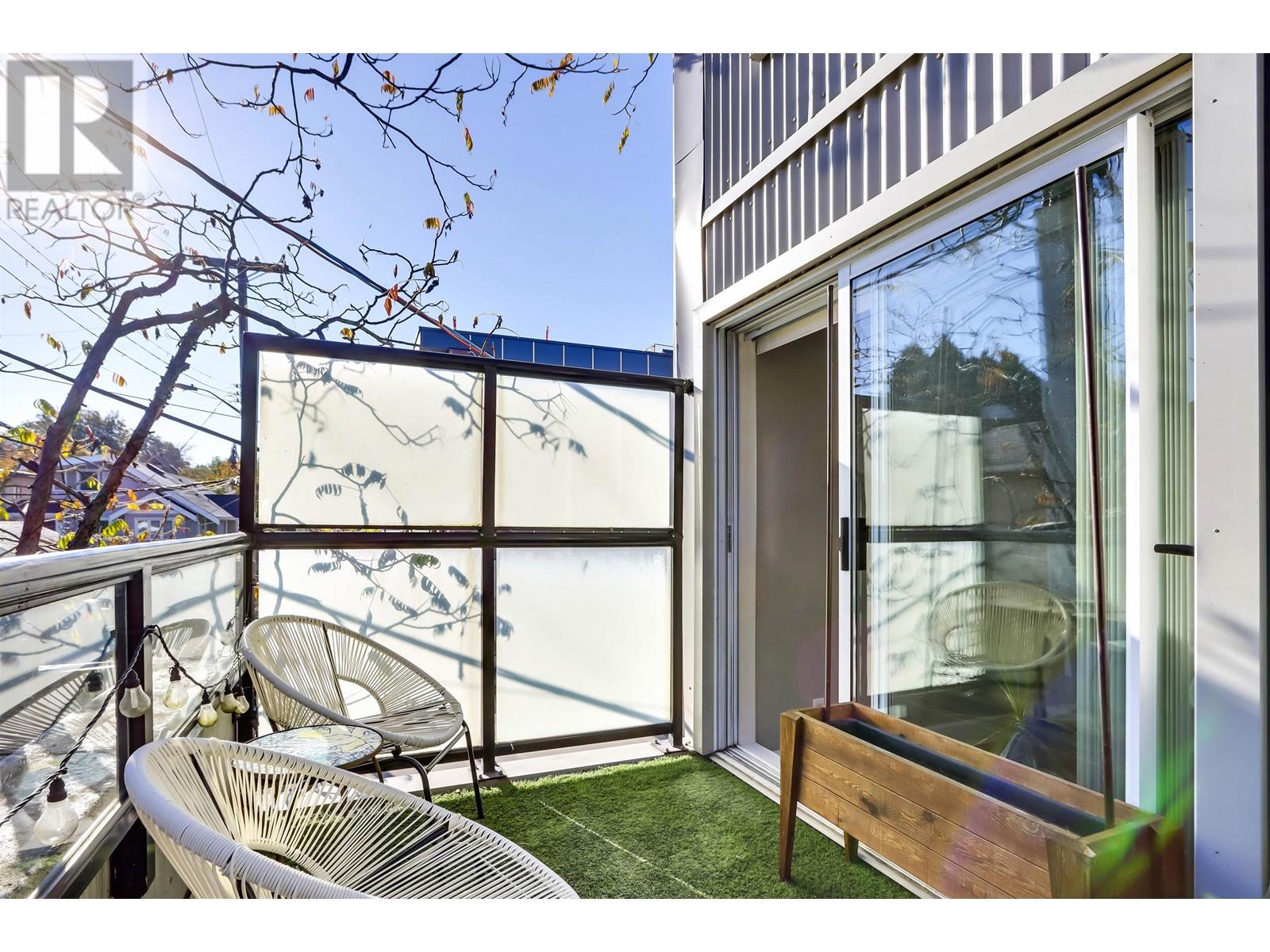 305 1718 Venables Street, Vancouver, British Columbia  V5L 2H4 - Photo 9 - R2828647