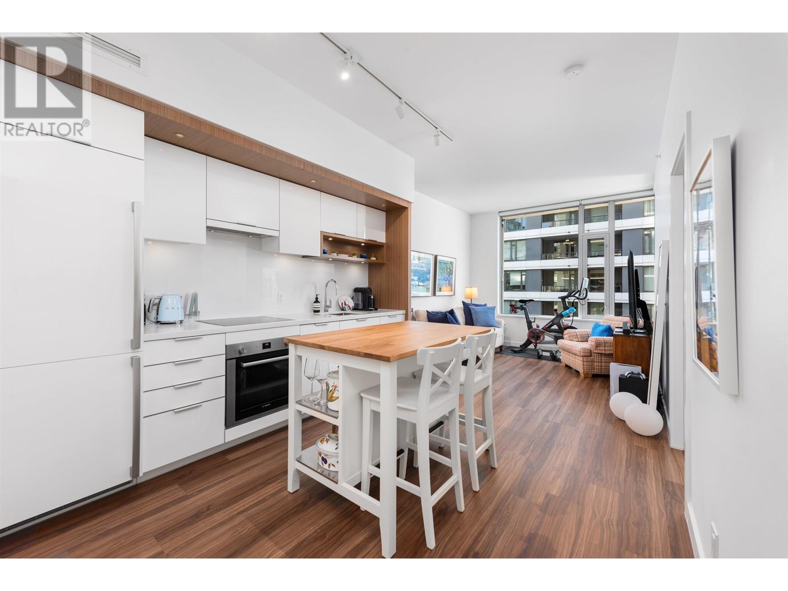 518 1661 Quebec Street, Vancouver, British Columbia  V6A 0H2 - Photo 2 - R2828651