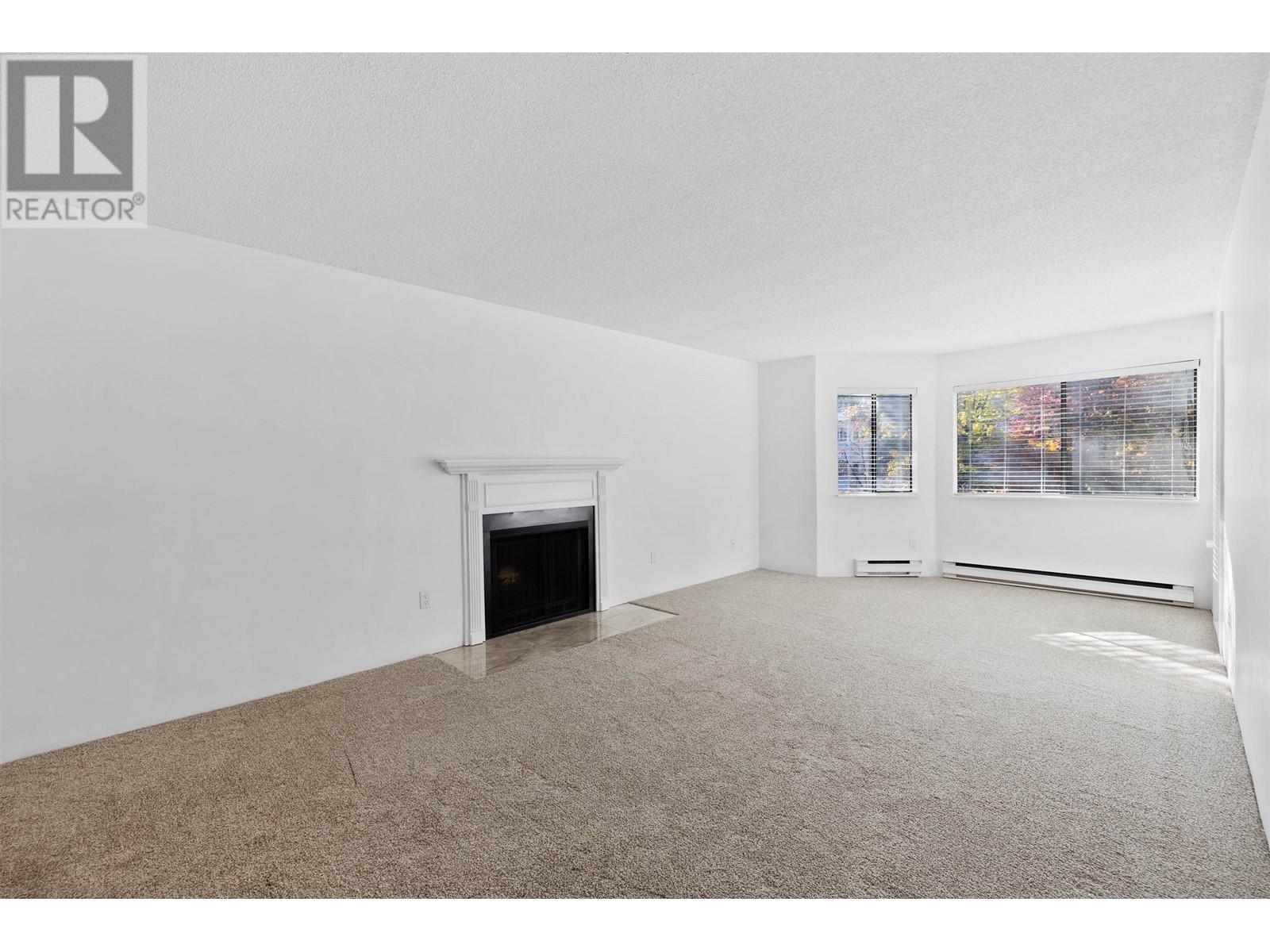 113 9620 Manchester Drive, Burnaby, British Columbia  V3N 4R2 - Photo 2 - R2828654