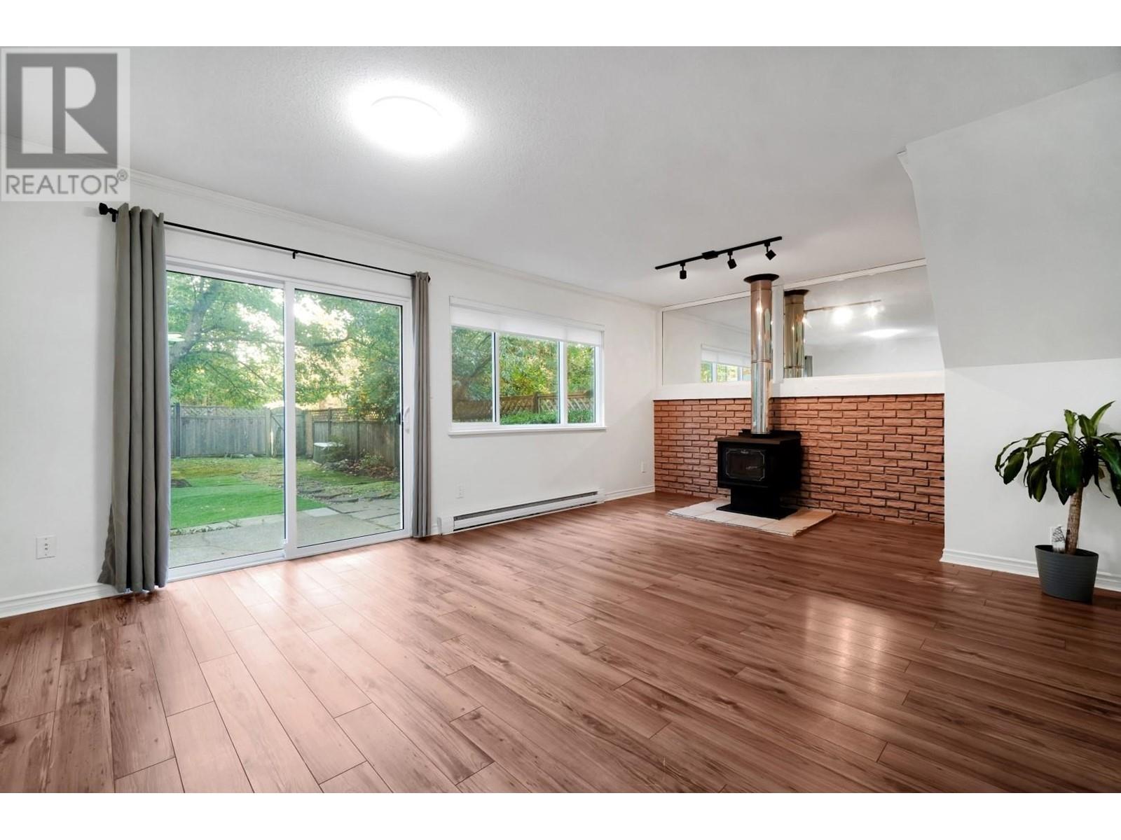 12117 Schmidt Crescent, Maple Ridge, British Columbia  V2X 8A2 - Photo 10 - R2828678