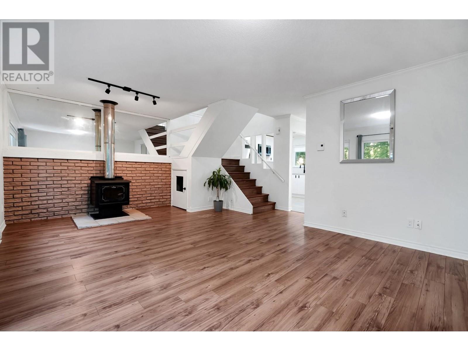 12117 Schmidt Crescent, Maple Ridge, British Columbia  V2X 8A2 - Photo 12 - R2828678