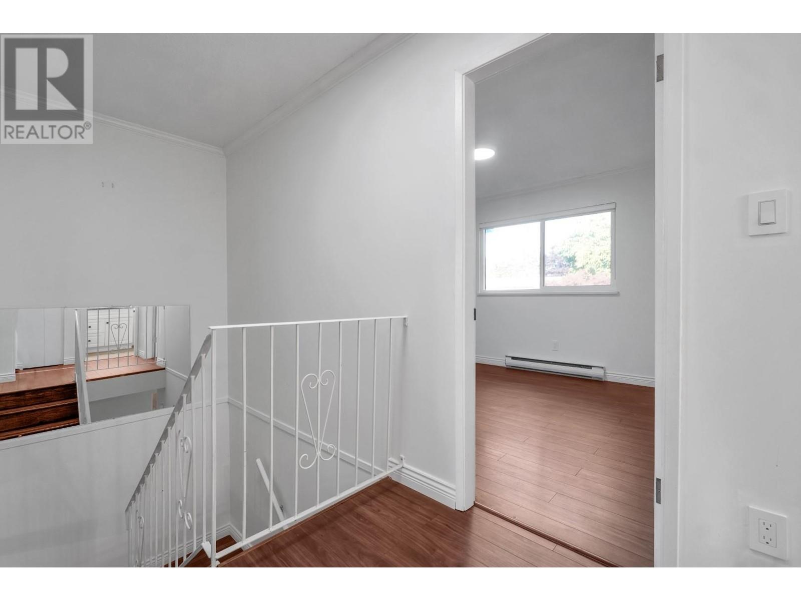 12117 Schmidt Crescent, Maple Ridge, British Columbia  V2X 8A2 - Photo 16 - R2828678