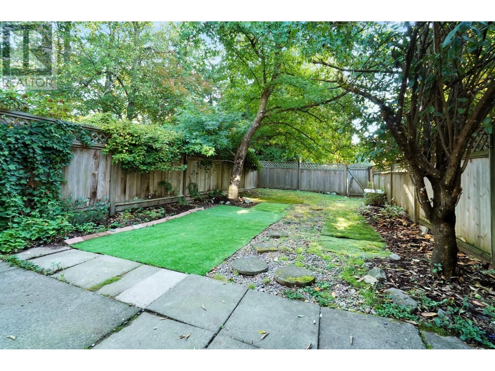 12117 Schmidt Crescent, Maple Ridge, British Columbia  V2X 8A2 - Photo 27 - R2828678