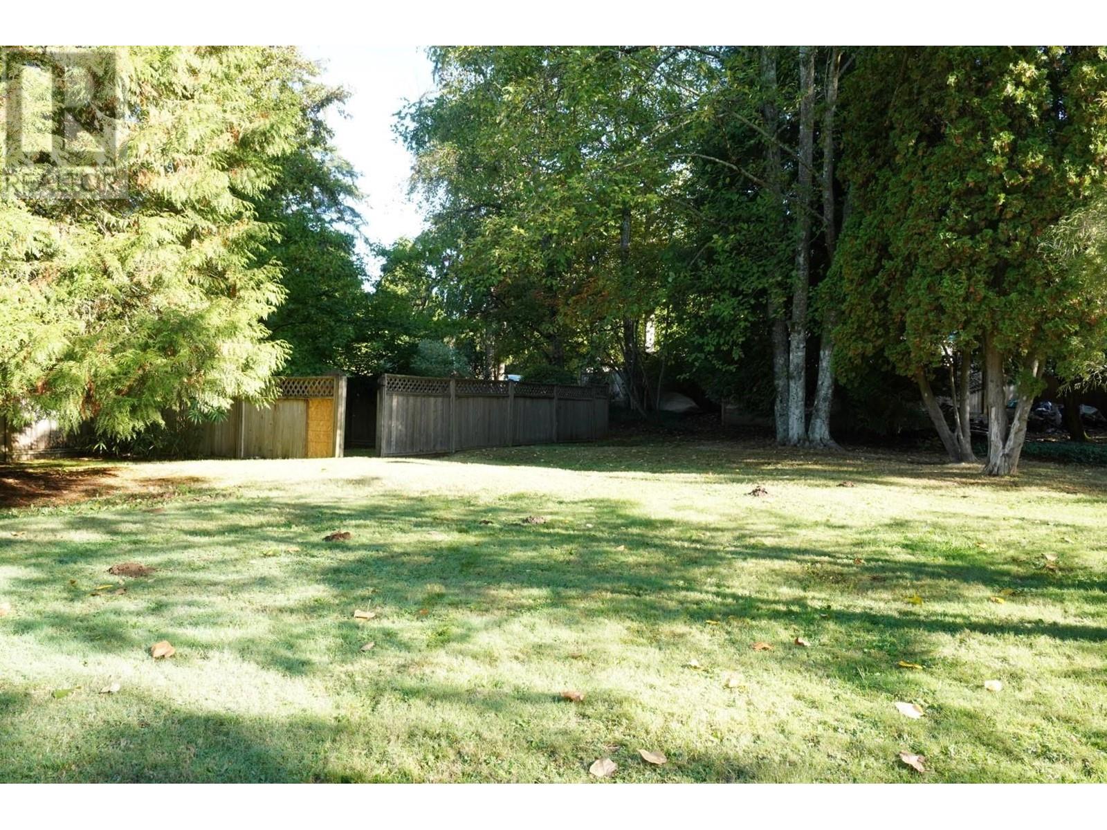 12117 Schmidt Crescent, Maple Ridge, British Columbia  V2X 8A2 - Photo 31 - R2828678