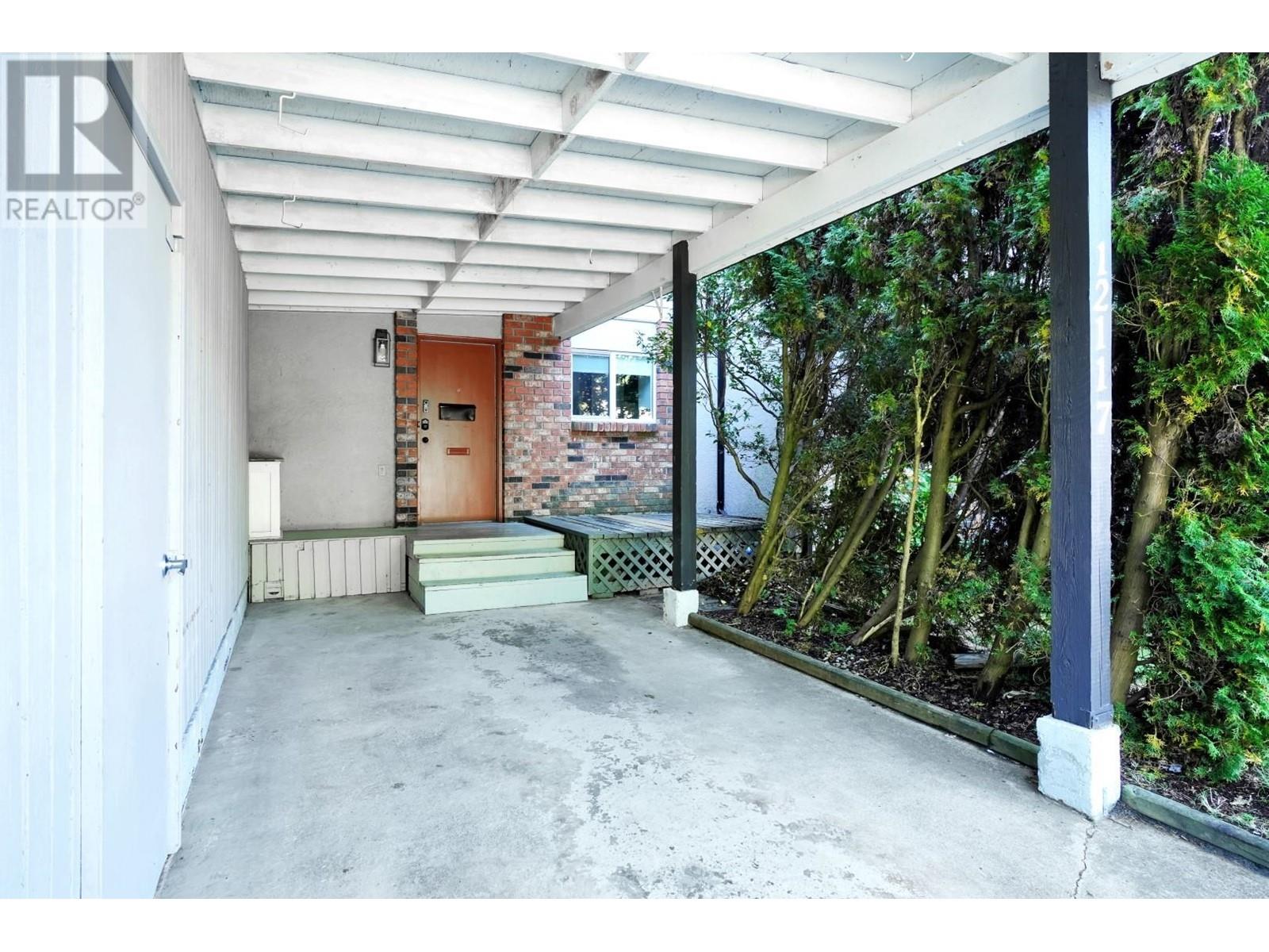 12117 Schmidt Crescent, Maple Ridge, British Columbia  V2X 8A2 - Photo 33 - R2828678