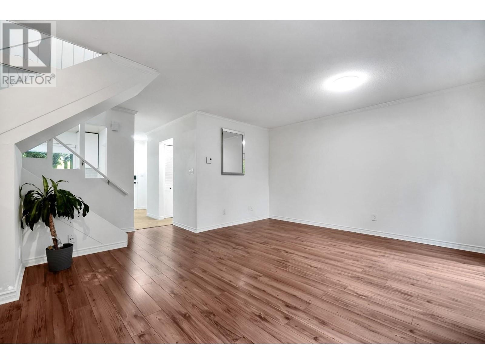 12117 Schmidt Crescent, Maple Ridge, British Columbia  V2X 8A2 - Photo 8 - R2828678