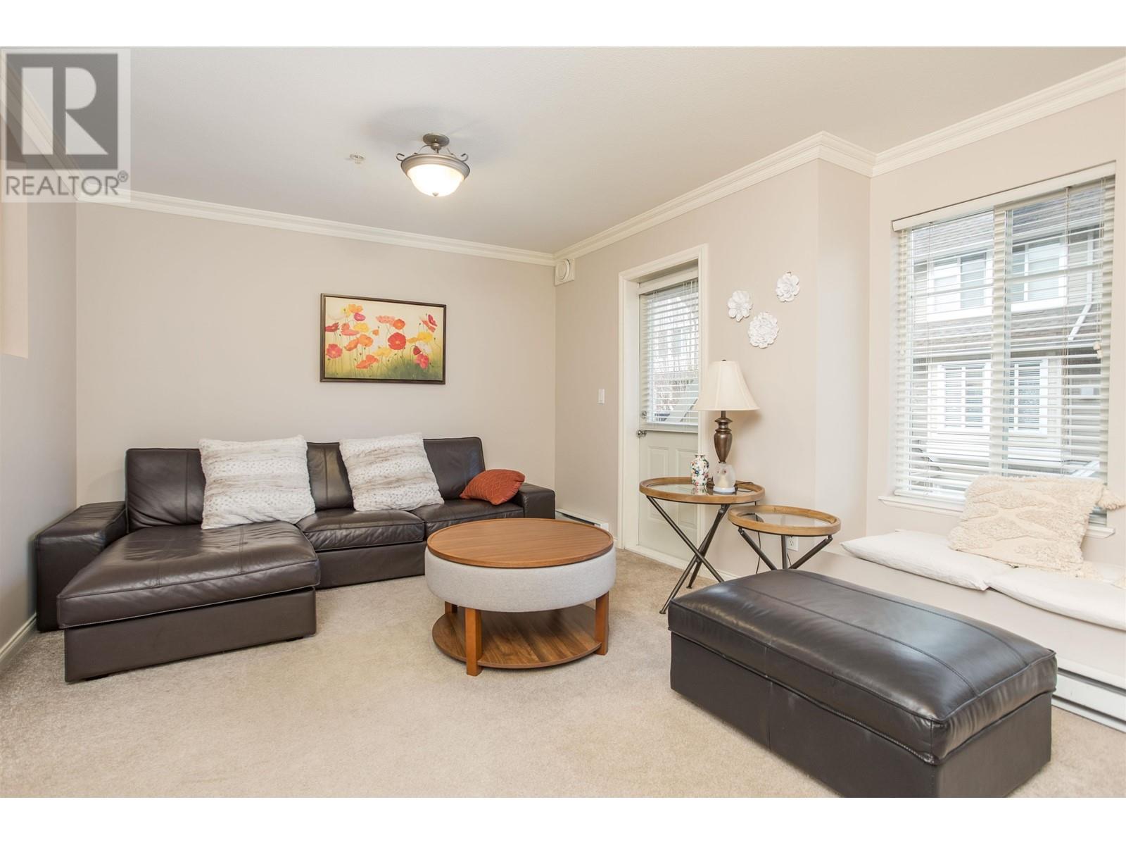 5 19141 124 Avenue, Pitt Meadows, British Columbia  V3Y 2V6 - Photo 2 - R2828683