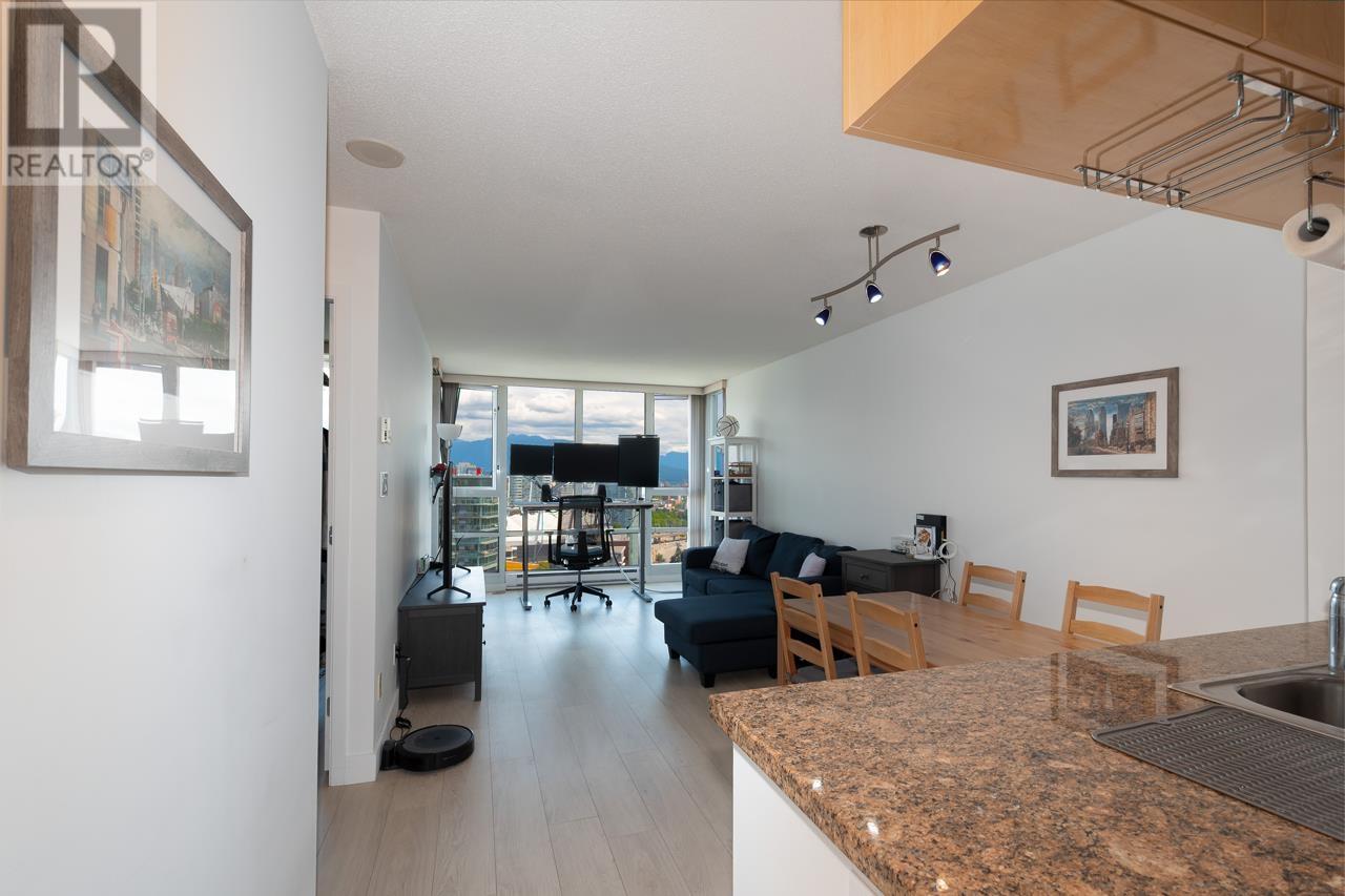 3702 1033 Marinaside Crescent, Vancouver, British Columbia  V6Z 3A3 - Photo 3 - R2828688