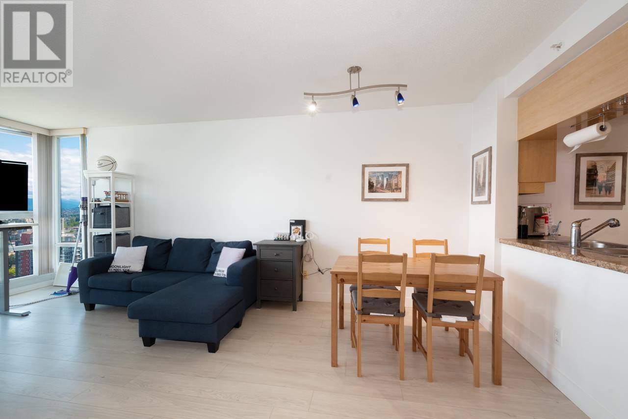 3702 1033 Marinaside Crescent, Vancouver, British Columbia  V6Z 3A3 - Photo 4 - R2828688