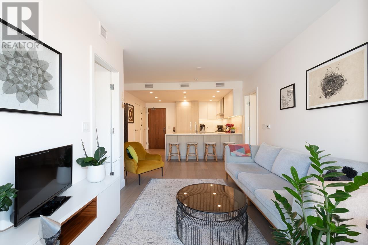 414 177 W 3RD STREET, north vancouver, British Columbia