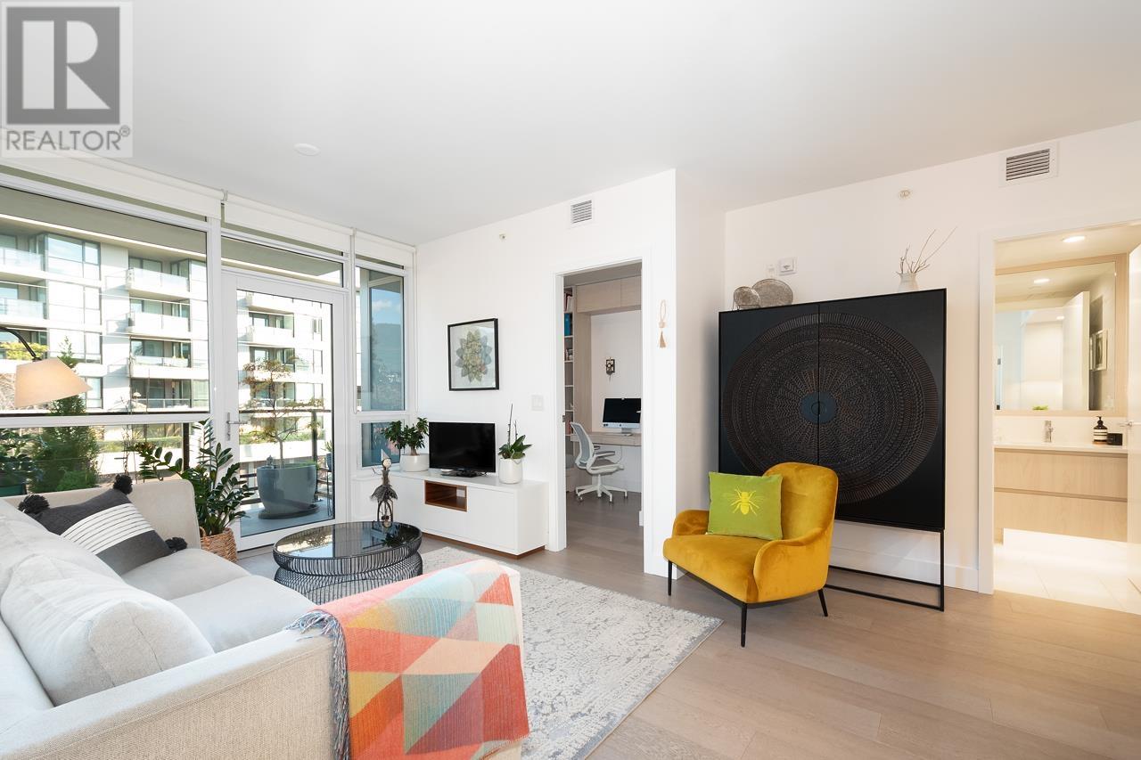 414 177 W 3rd Street, North Vancouver, British Columbia  V7M 0G5 - Photo 4 - R2828689