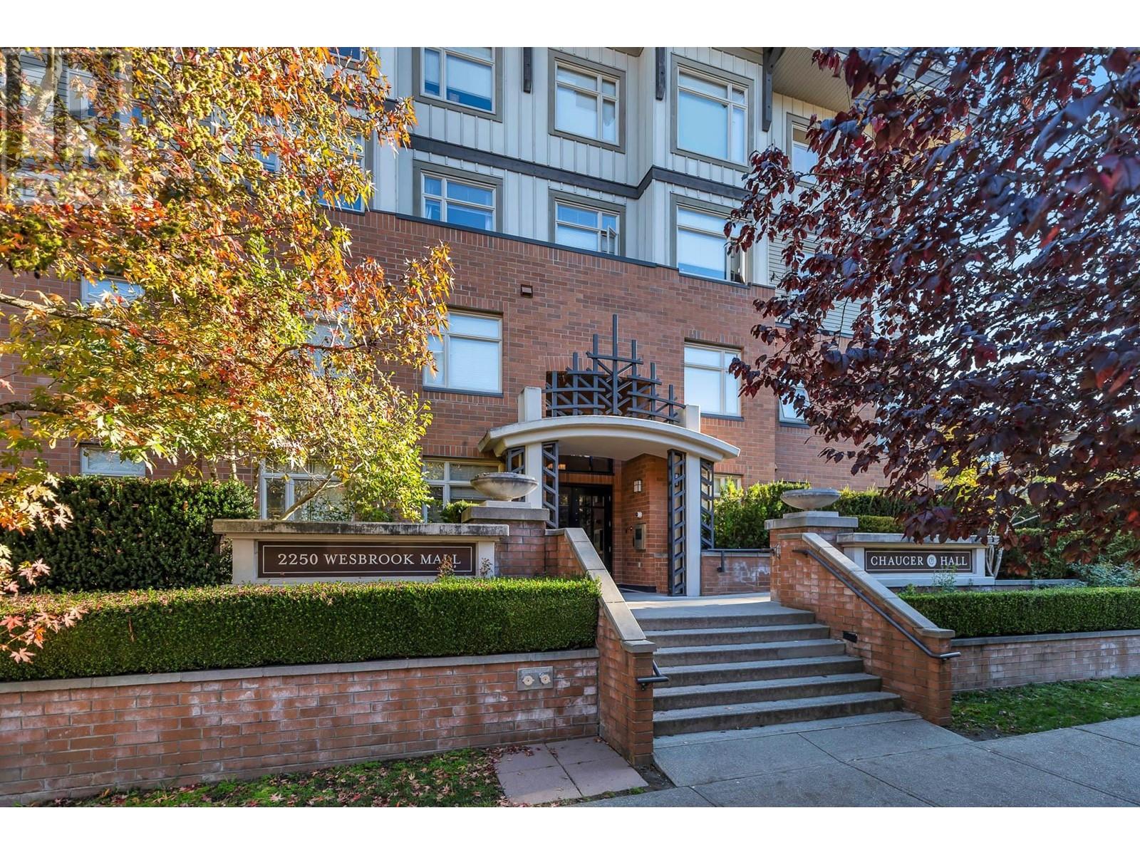 120 2250 WESBROOK MALL, vancouver, British Columbia