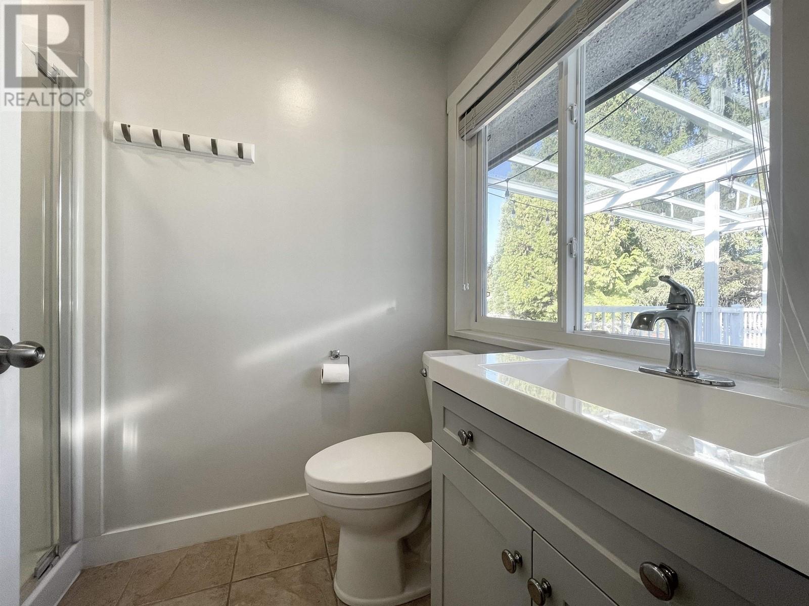 1621 Como Lake Avenue, Coquitlam, British Columbia  V3J 3P7 - Photo 16 - R2828624