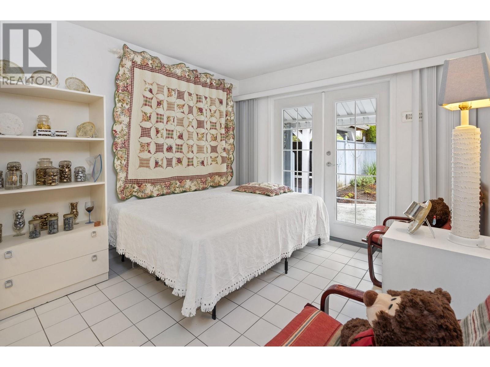 1332 Tatlow Avenue, North Vancouver, British Columbia  V7P 2Z6 - Photo 14 - R2828640