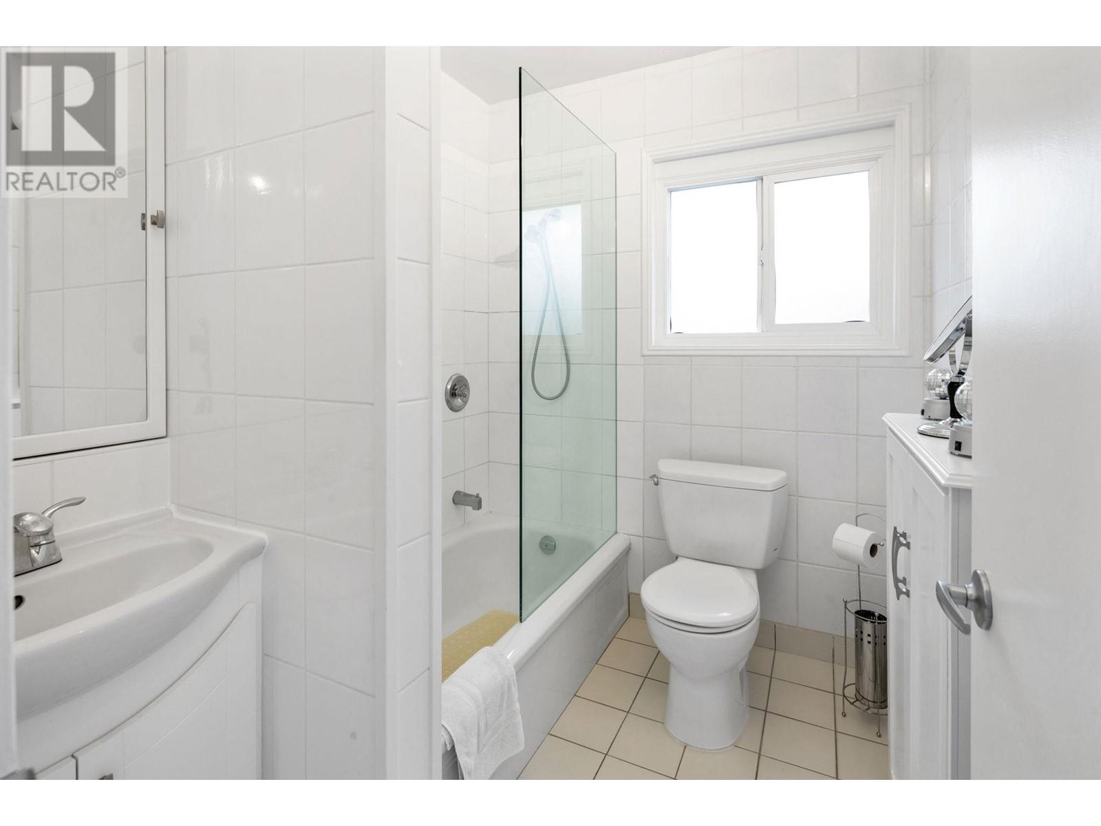 1332 Tatlow Avenue, North Vancouver, British Columbia  V7P 2Z6 - Photo 15 - R2828640