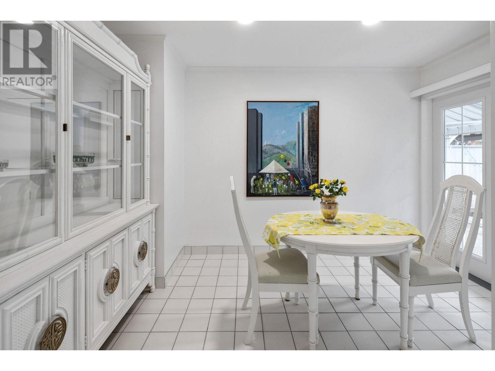 1332 Tatlow Avenue, North Vancouver, British Columbia  V7P 2Z6 - Photo 5 - R2828640