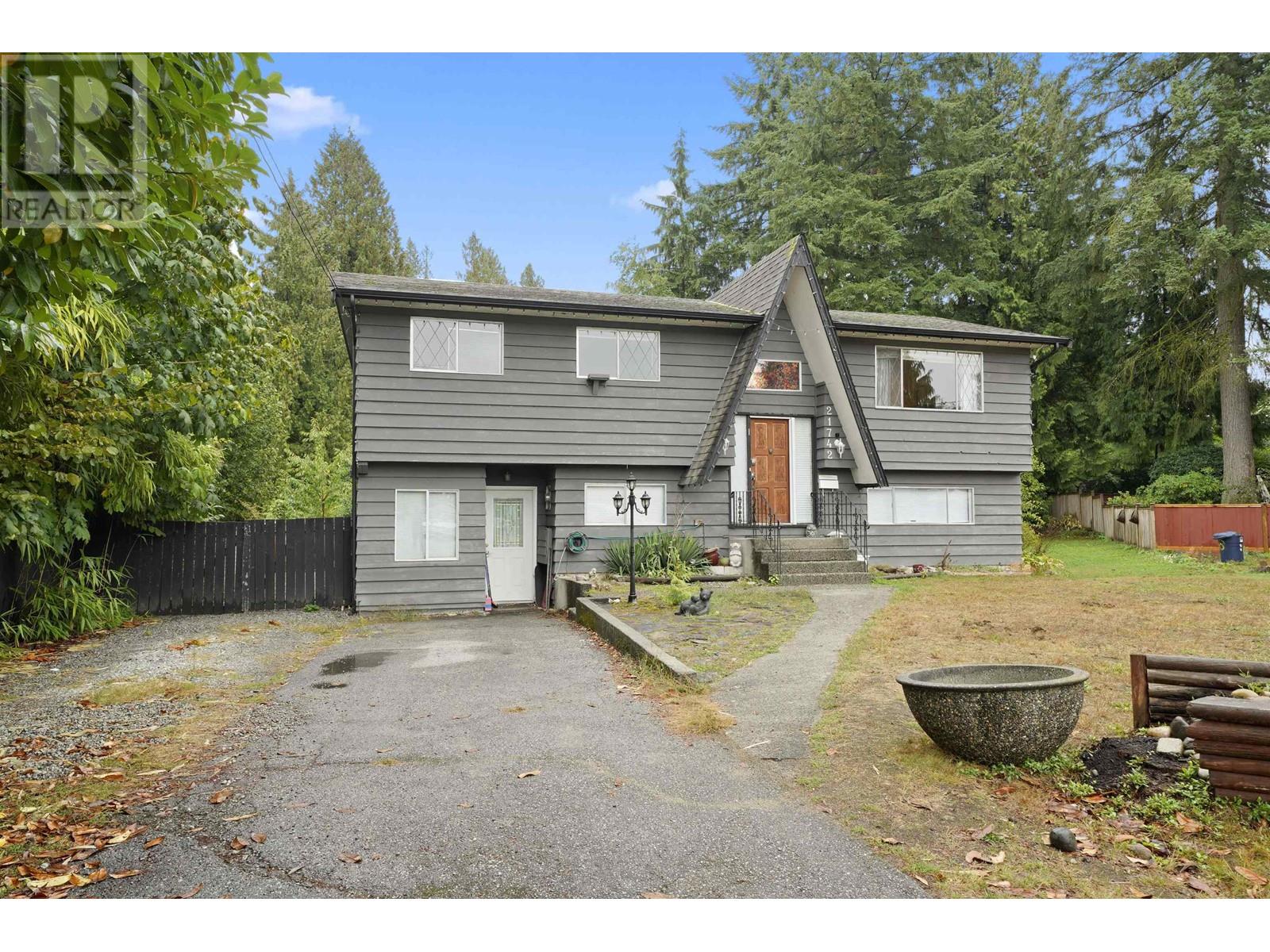 21742 123 Avenue, Maple Ridge, British Columbia  V2X 4C3 - Photo 3 - R2828699