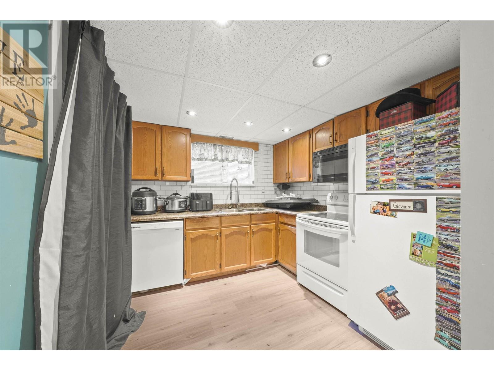 21742 123 Avenue, Maple Ridge, British Columbia  V2X 4C3 - Photo 32 - R2828699