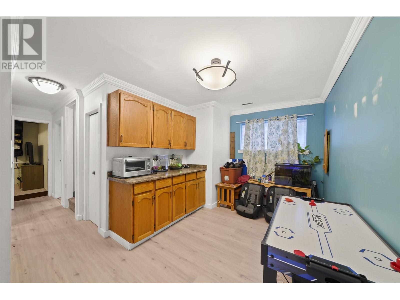21742 123 Avenue, Maple Ridge, British Columbia  V2X 4C3 - Photo 35 - R2828699